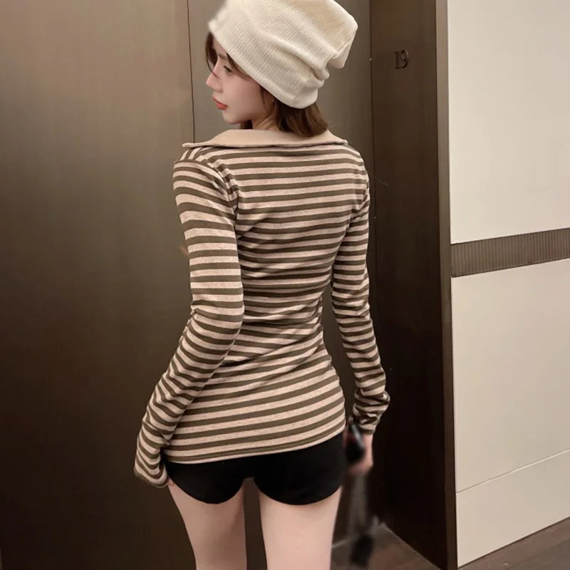 Women's Vintage T-shirt Comfortable Cotton Female Long Sleeve T-shirt V-neck Striped Long Sleeve Top